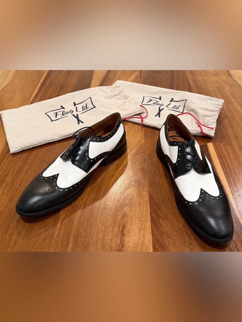 Flag Ltd. Men’s Black/White Two-Tone Dress Shoes